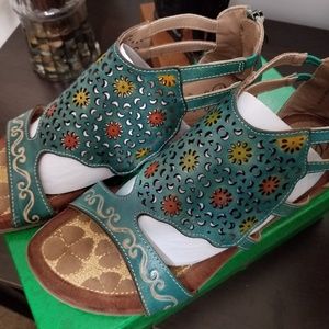 Elite Curacao Sandals